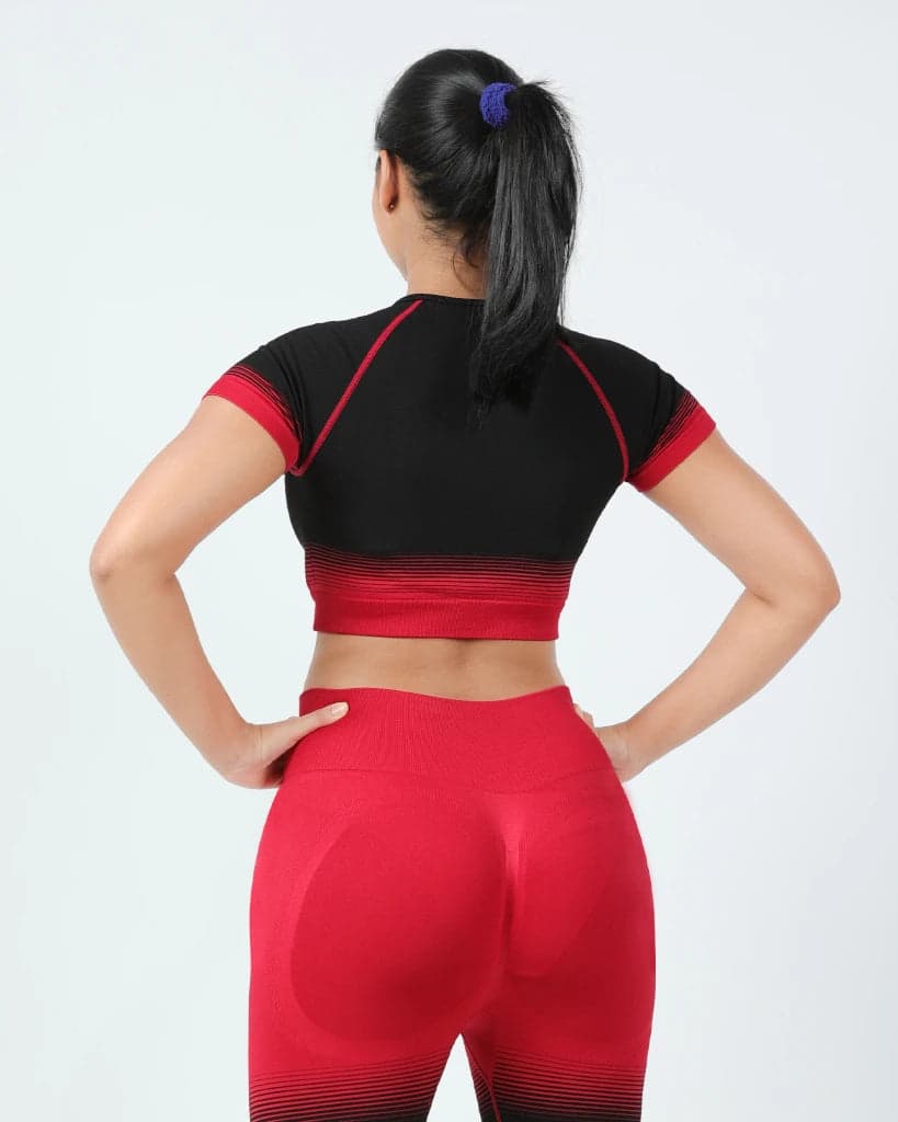DynamicDuo 2-Tone Crop Top Red & Black - Seamless