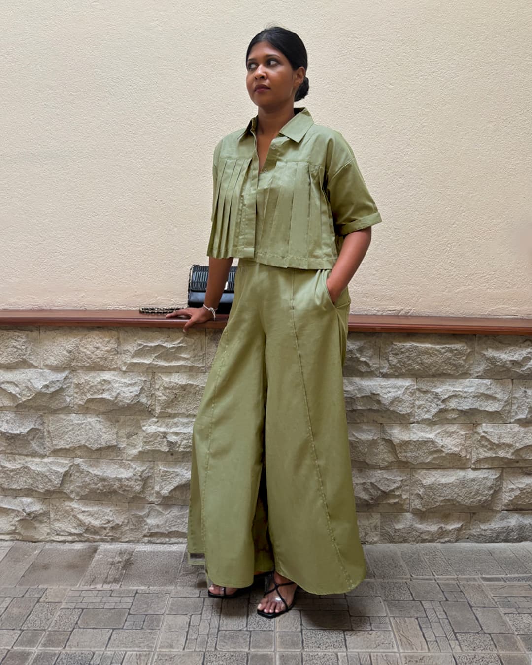 Anithya Twisted Whisper Bold &amp; Breezy Womens cropped Shirt And Trousers Forest Green Set