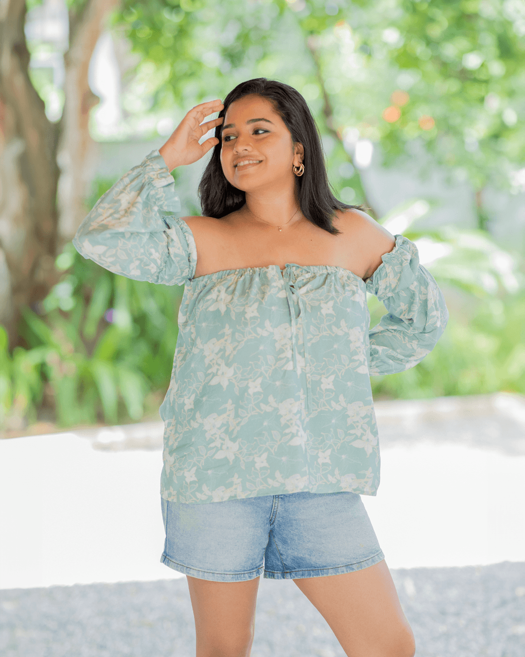 Cera Off The Shoulder