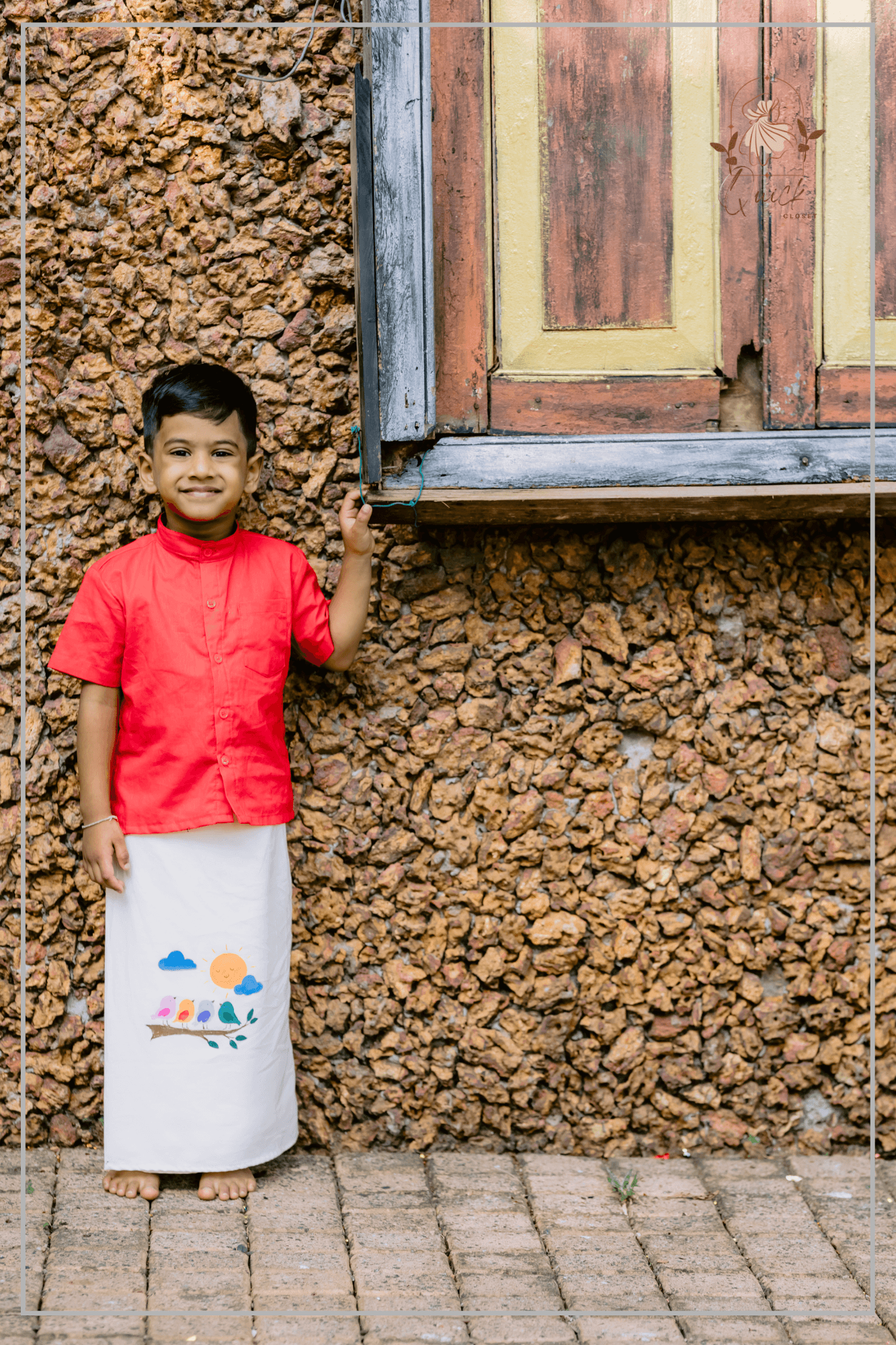 Aurudu Red Shirt & White Sarong Set