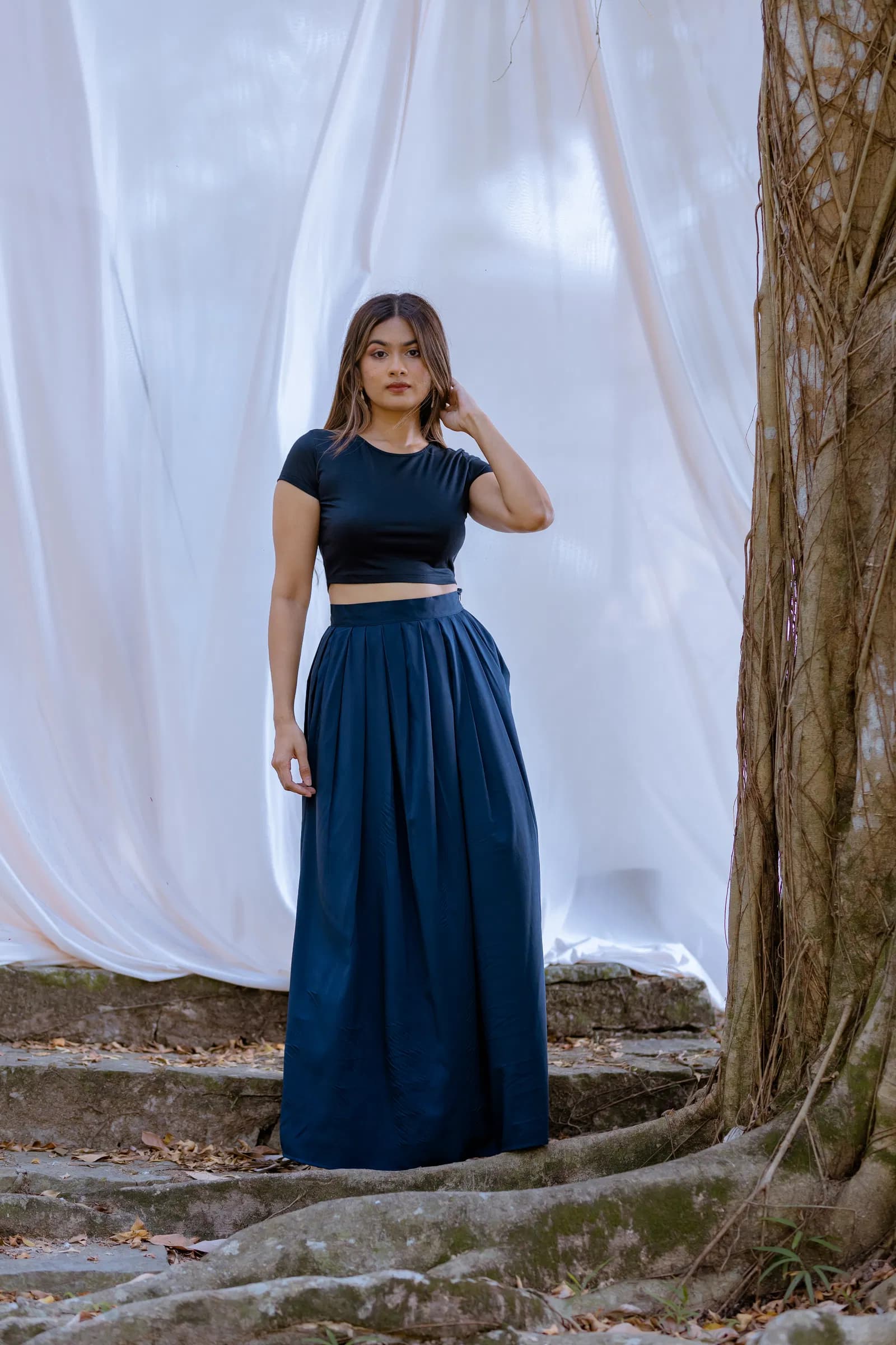High-Rise Pleated Maxi Skirt- Blue